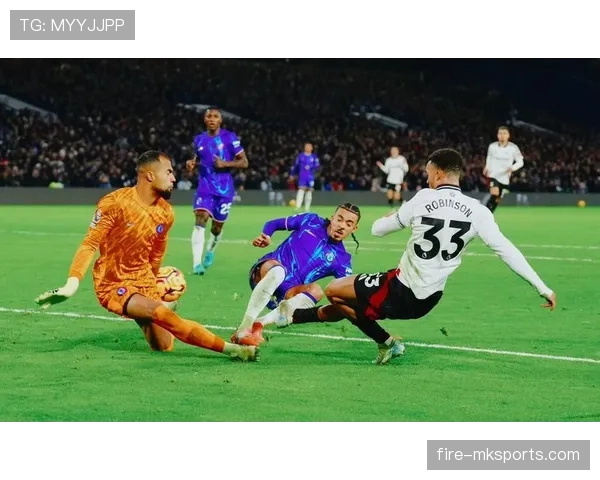 安东尼·罗宾逊持续高光表现，助力球队冲击英超桂冠