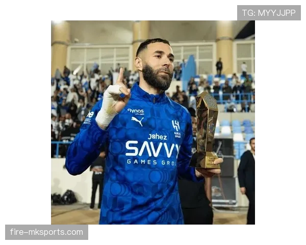 本泽马禁区能力持续提升，进攻效率与关键球处理表现稳健