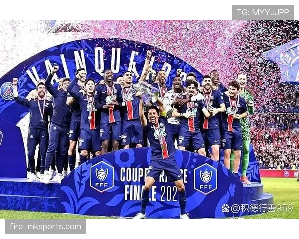 巴黎圣日耳曼中场控制不足问题凸显,球队稳定性面临考验 巴黎圣日耳曼中场控制不足问题凸显,球队稳定性面临考验