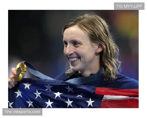 凯蒂·莱德基训练完直接喝蛋白粉当水，这胃是钛合金做的吧